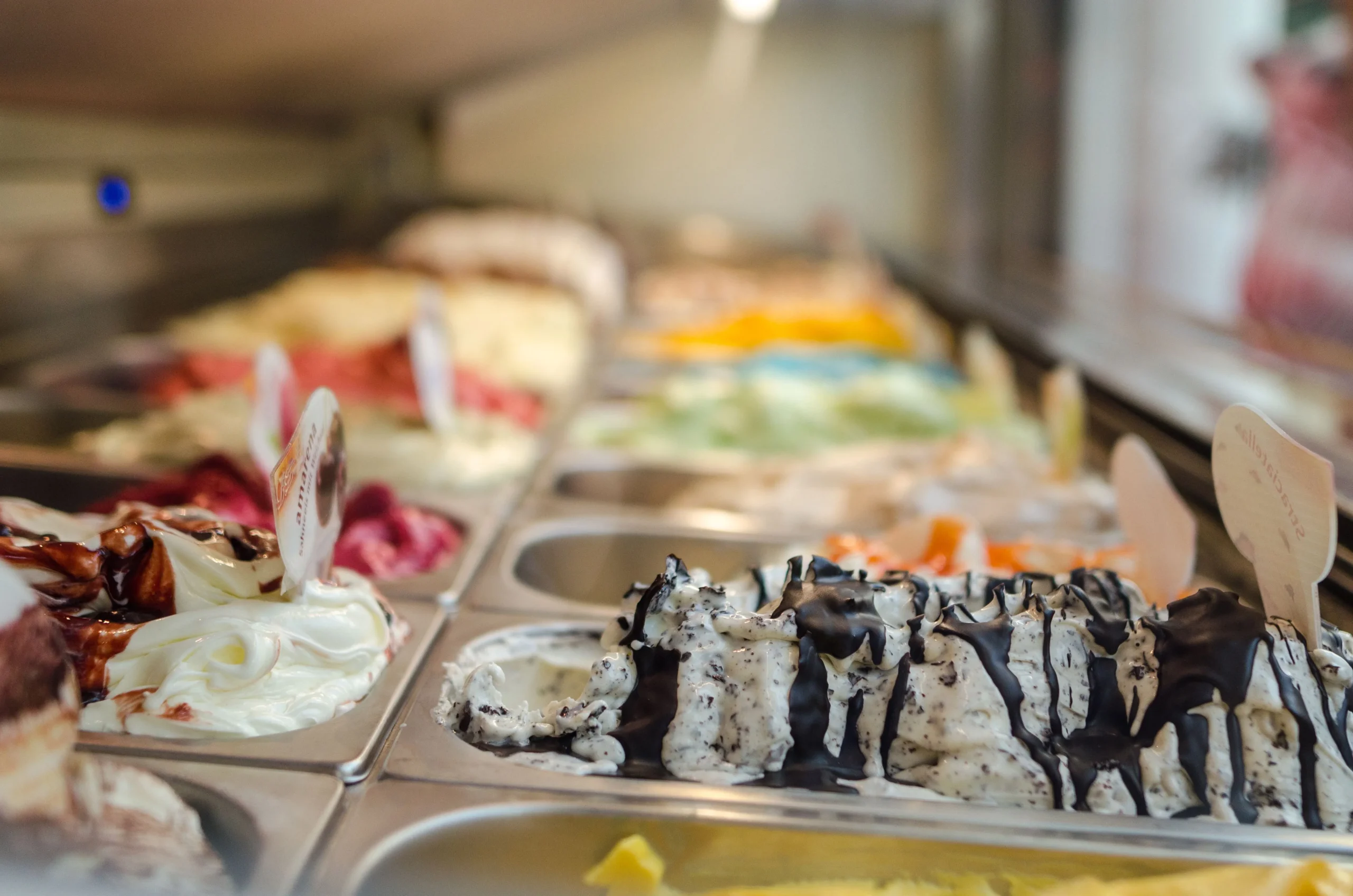 Galeria de Invista em uma das franquias de gelato mais desejadas do Brasil I Mais de R$ 1,4 milhão faturados no último ano I Operação premium em shopping consolidado