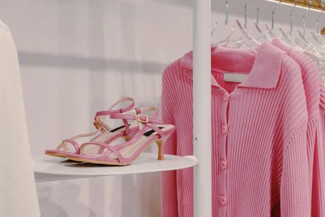 Galeria de Invista em uma Franquia de Moda Feminina em Shopping por R$ 320.000 – Negócio Pronto para Operar!